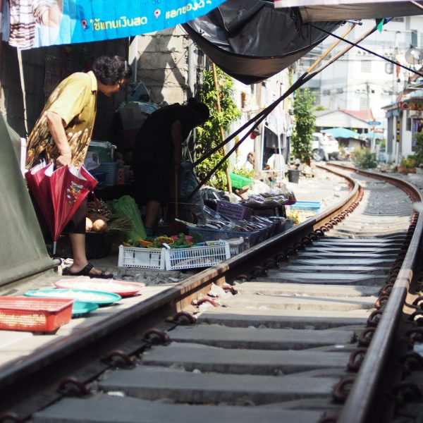 Maeklong Railway Market 03