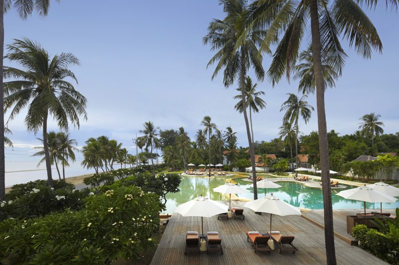 Wyndham Hua Hin Pranburi Resort Villas pool and deck